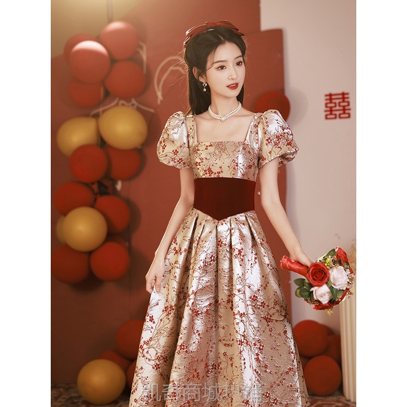 敬酒服新娘2024新款夏天结婚法式订婚礼服裙女在逃公主秋冬晚礼服
