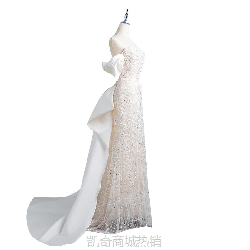法式轻奢晚礼服裙新娘小众鱼尾迎宾出门纱2024新款一字肩轻婚纱