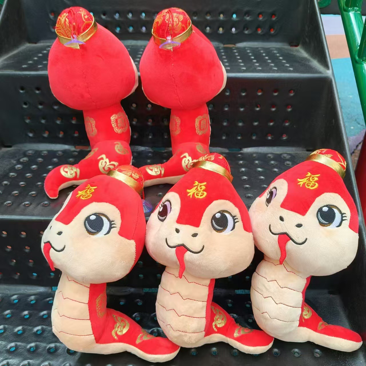 5唐装蛇.jpg
