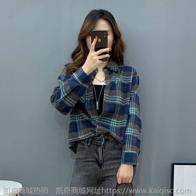 2021年春秋款上衣大码宽松格子衬衫女复古港风设计感小众衬衣外套